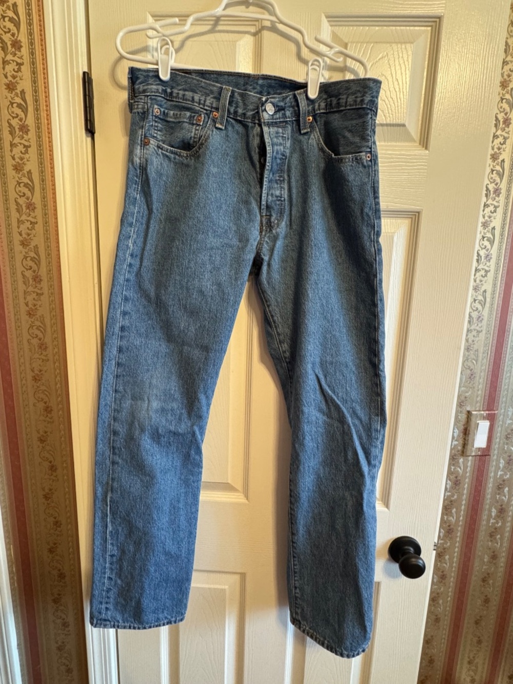 Levi's 501 Blue Jeans